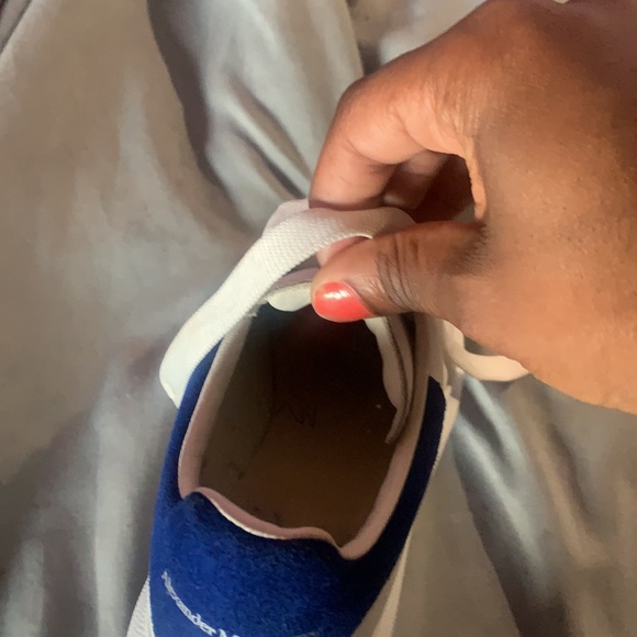 Alexander McQueen - Picture 8 of 9